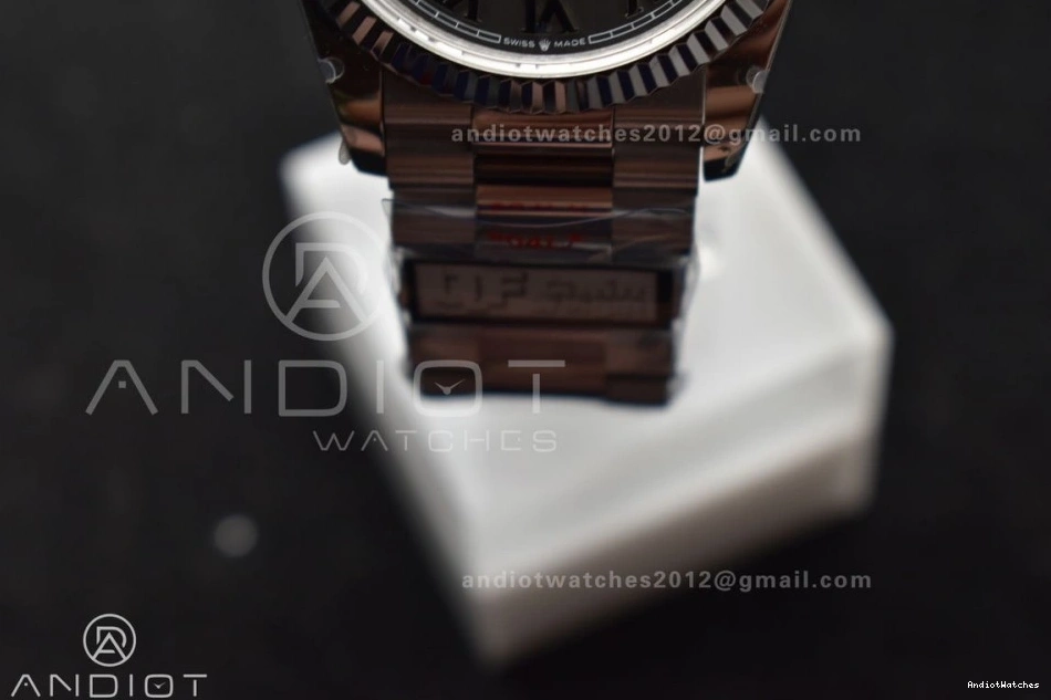 Grey DayDate on President (Gain 36 vr3255 Efficient Edition Best 684 V5 QF Steel SS Roman 904L Weight) Dial Bracelet 0102